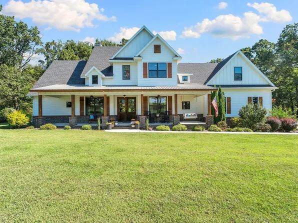 4205 N Rainbow Farm Rd, Bentonville, AR 72712