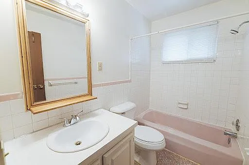 906 S 27th St #5 — Photo 8