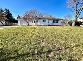 7713 20th Ave, Jenison, MI 49428