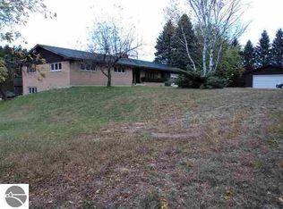 1695 Bass Lake Rd, Traverse City, MI 49685