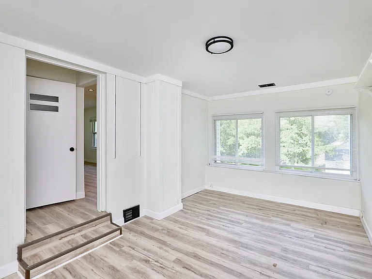 6009 Bermuda Dr — Photo 29