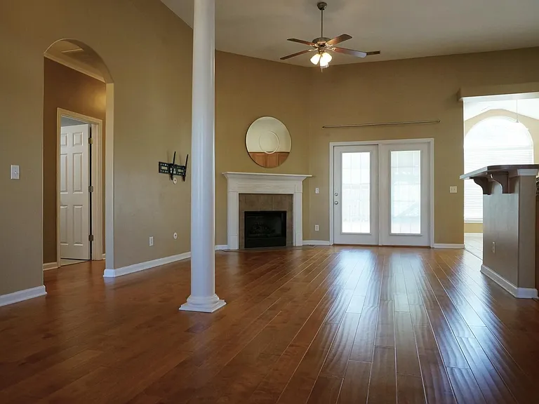 123 Somersby Blvd — Photo 2