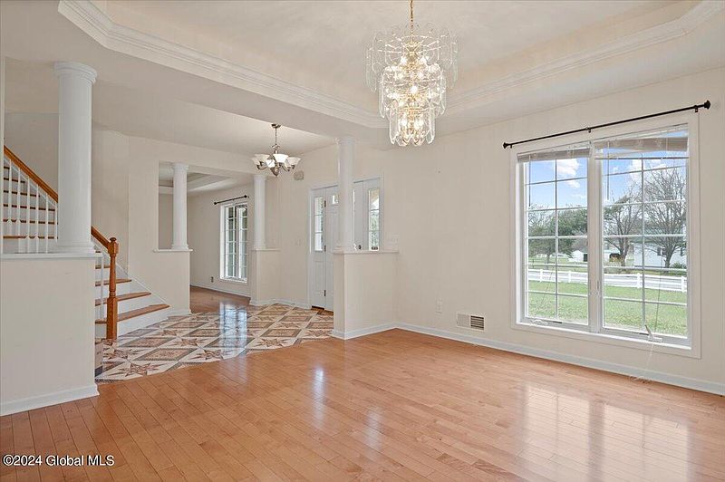 5th image of 6 Taylor Road