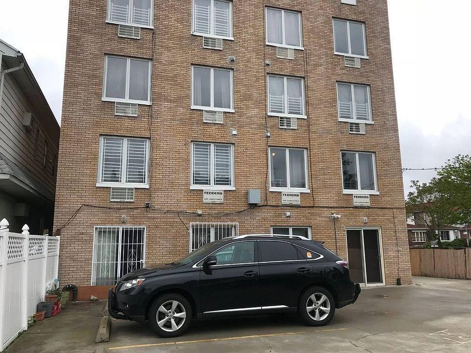 2nd image of 1549 W 3rd St #4A