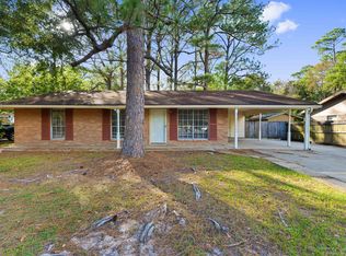 430 Hanley Rd, Ocean Springs, MS 39564