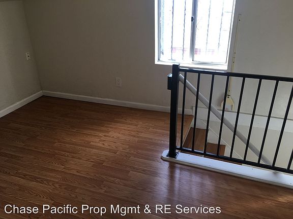 5th image of 2671 L St