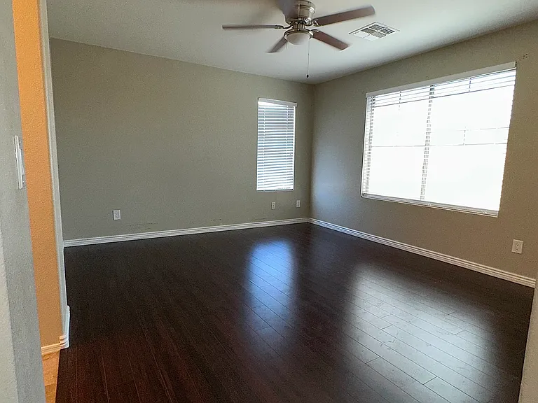 4388 E Selena Dr — Photo 12
