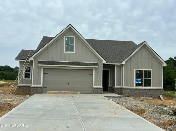 188 Sunflower St, Lenoir City, TN 37772