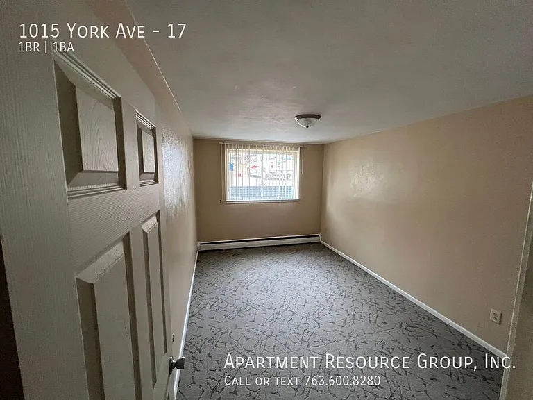 1015 York Ave #17 — Photo 6