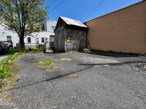 450 Hamilton Street, Albany, NY 12203