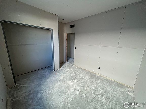 5th image of 3809 Kobuk St
