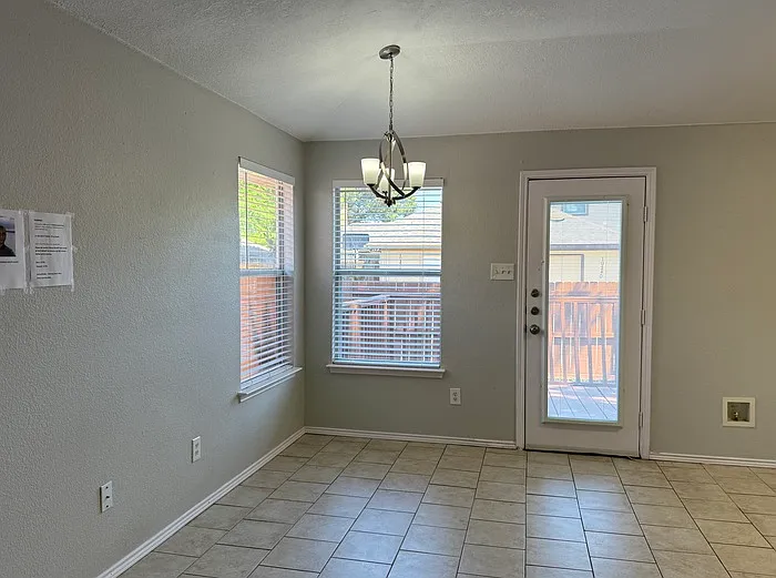 10239 Blackjack Oaks Dr — Photo 13