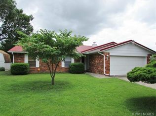 1409 Samuel Dr, Muskogee, OK 74403