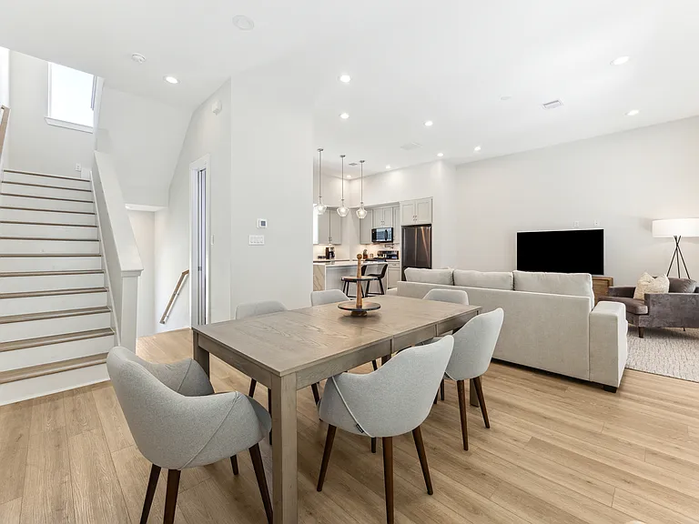 1620 Ojeman Rd #B — Photo 10