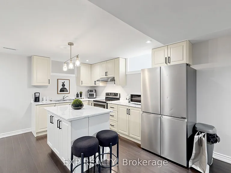 1865 Woodview Ave #BASEMENT — Photo 6