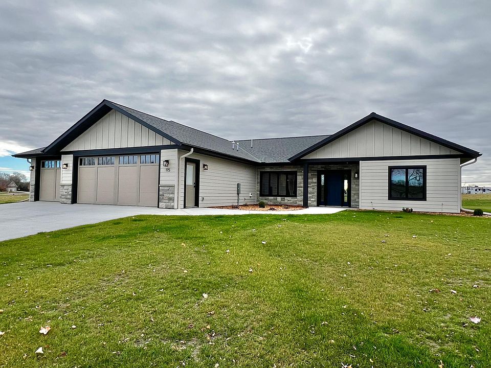 1st image of 115 Barber Cir