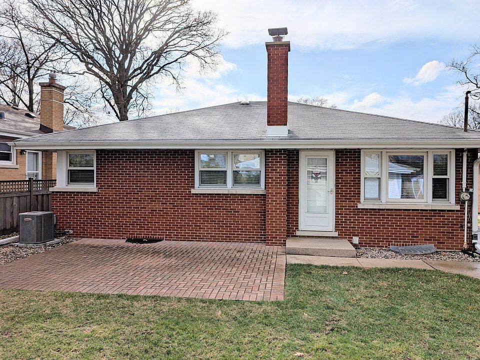 2nd image of 619 Forestview Ave