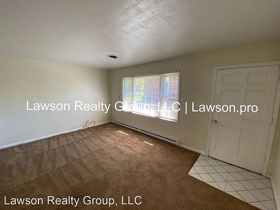 3rd image of 625 Moran Ave