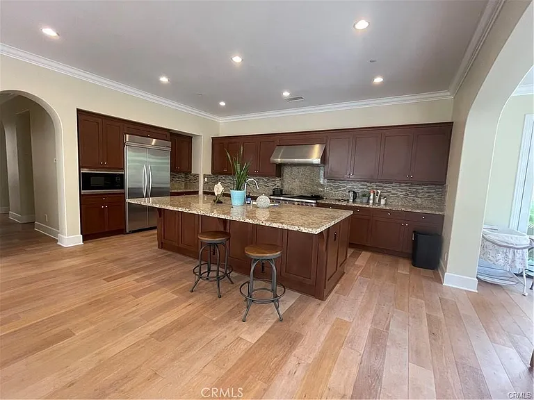 61 Harrison — Photo 9