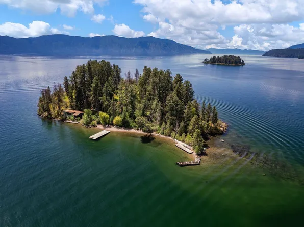 Cottage Is, Hope, ID 83836