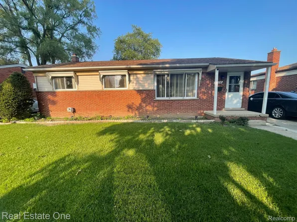29554 Moulin Ave, Warren, MI 48088