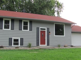 1524 Cinnamon Rd, Fort Wayne, IN 46825
