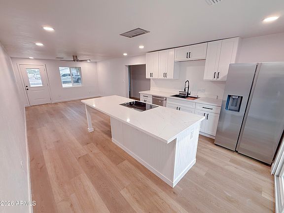 5th image of 5315 W MYRTLE Avenue