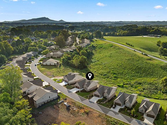 4th image of 2271 Boulder Crest Ln
