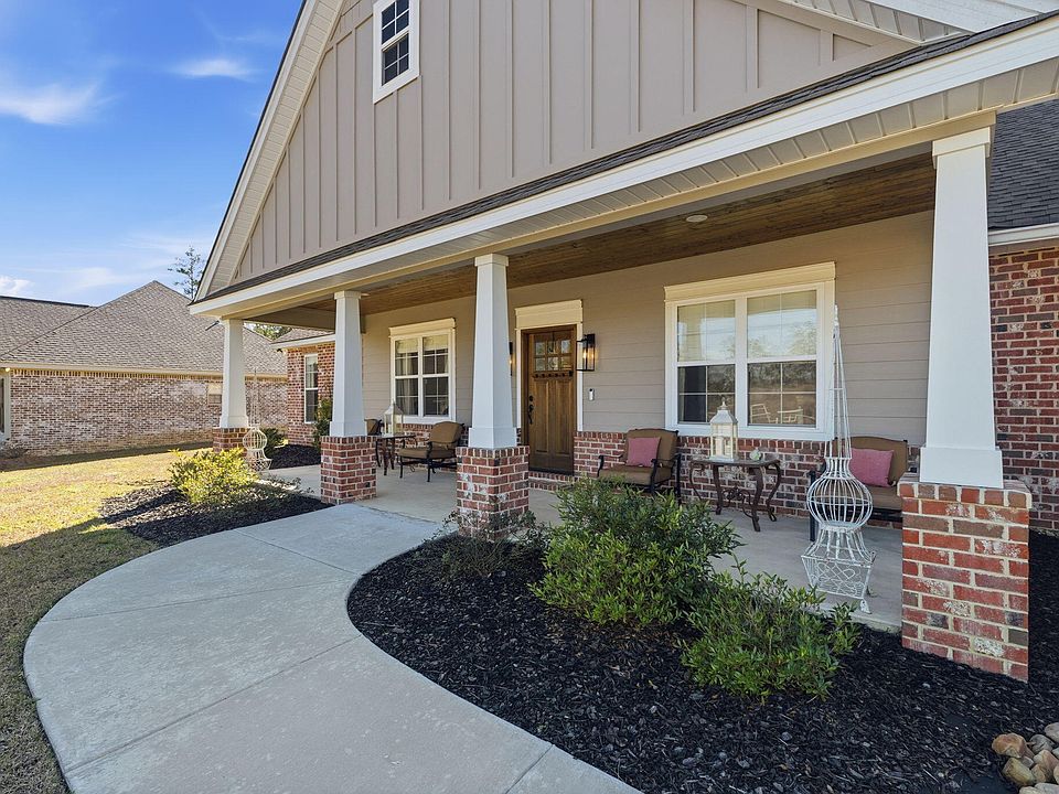 1st image of 67 Whistlestop