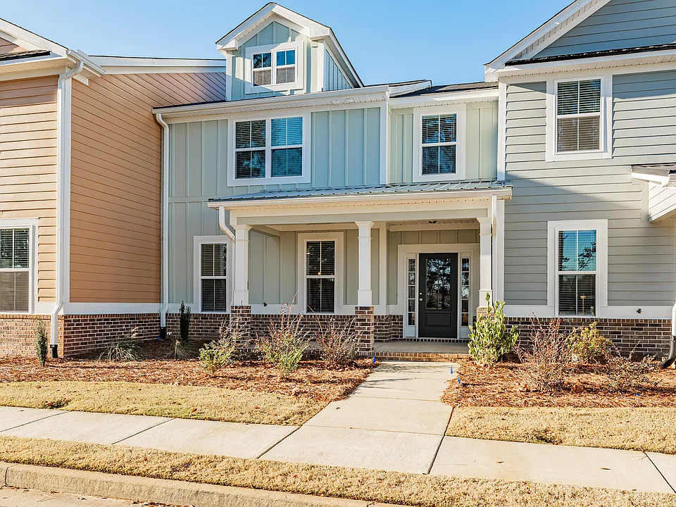 3009 Stanhope Dr