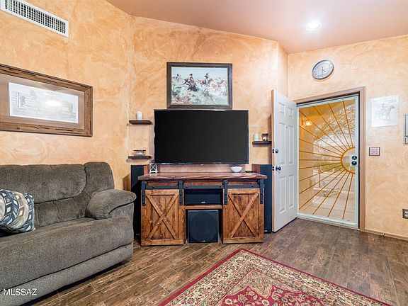 4th image of 1695 W Camino Acierto