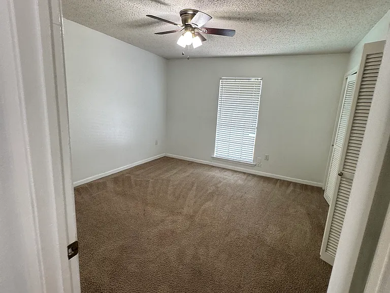 558 S Flannery Rd #C — Photo 10