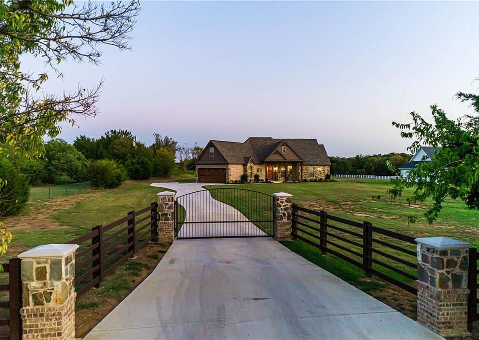1st image of 8324 County Road 612