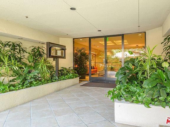 2nd image of 2112 Century Park Ln Unit 204
