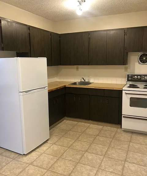54 Allanbrooke Dr #2 — Photo 8
