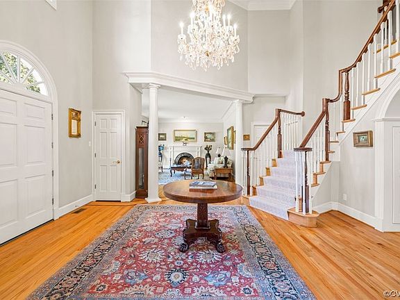 5th image of 113 Brookschase Ln