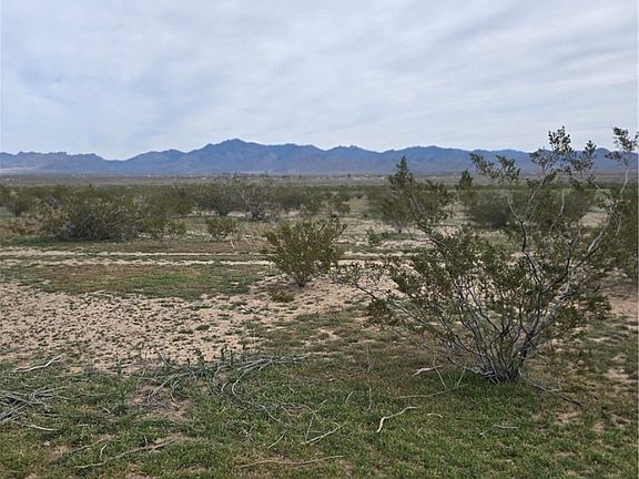 5th image of N Agate Rd