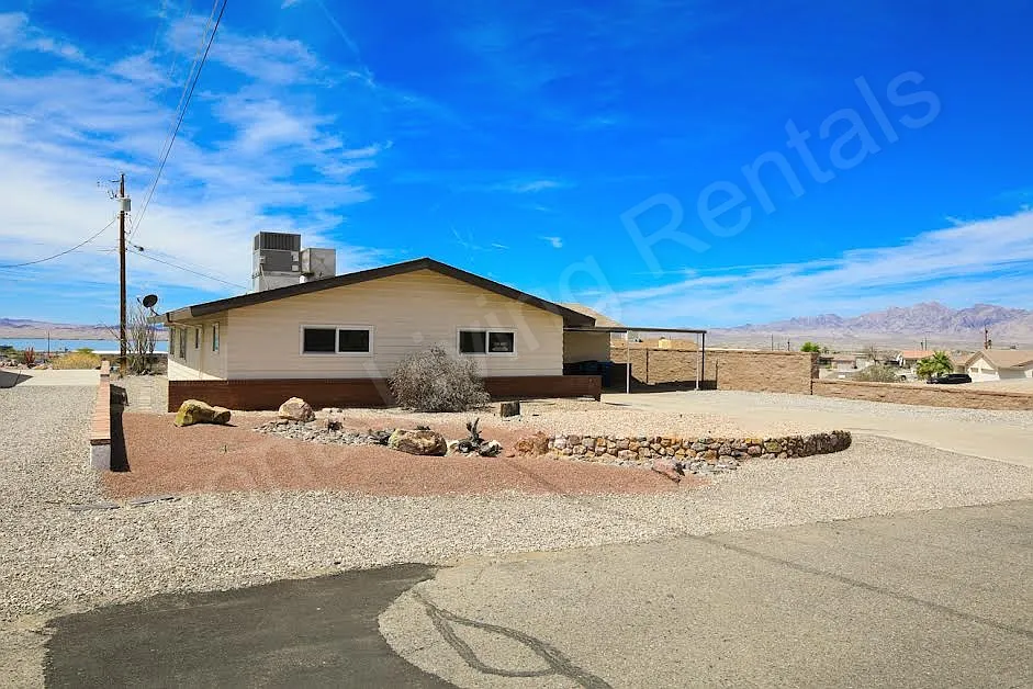 3 bed, 1574 sqft, $1,600 — Photo 2
