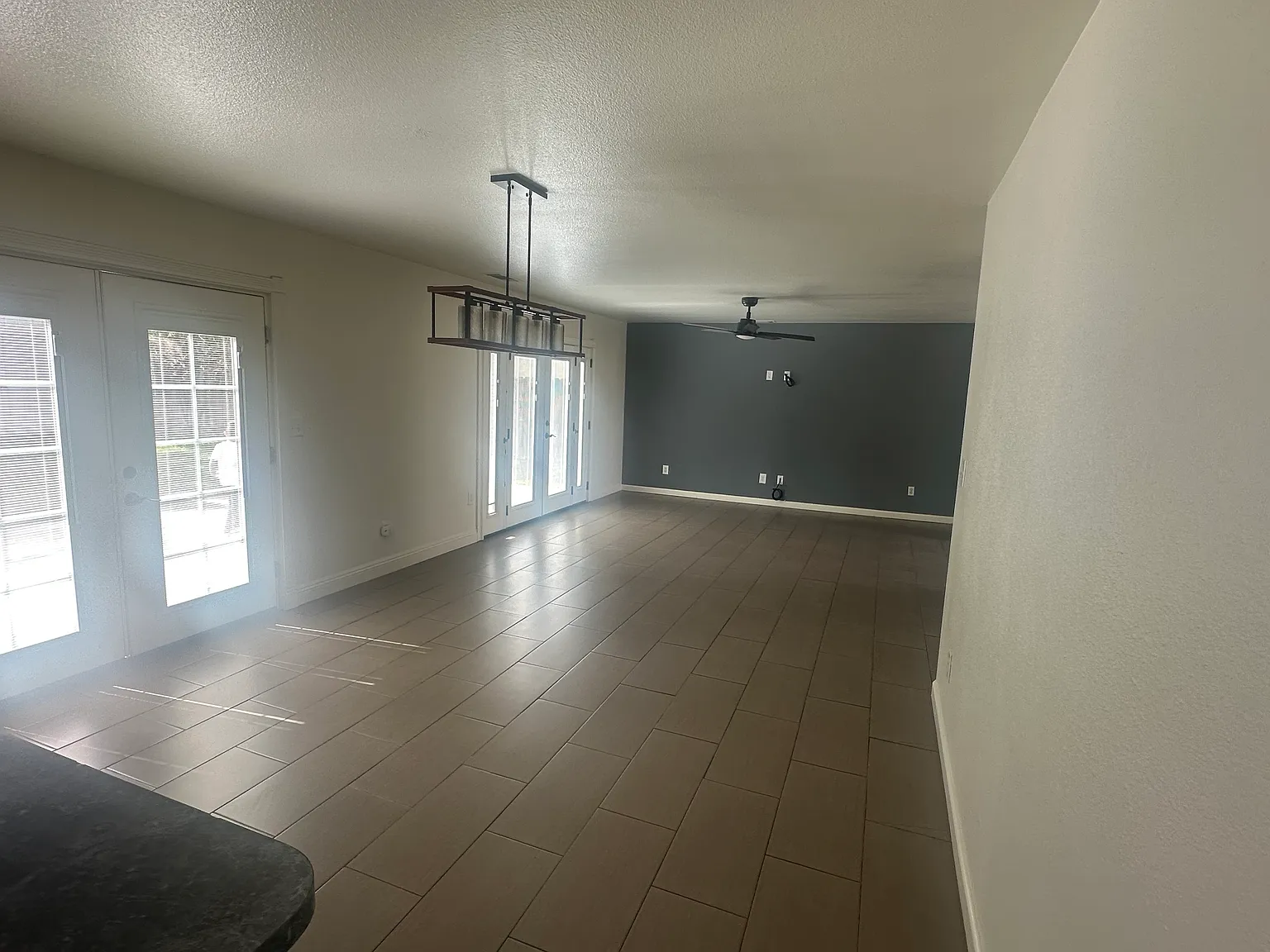 4 bed, 1760 sqft, $2,675 — Photo 4