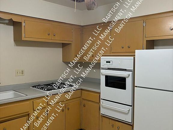 5th image of 3201 W Fardale Ave #7
