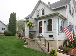319 N Crowns St, Port Washington, WI 53074