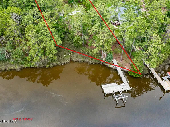 398 Smith Creek Road, Oriental, NC 28571