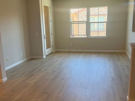 2nd image of 190 Healdsburg Ave