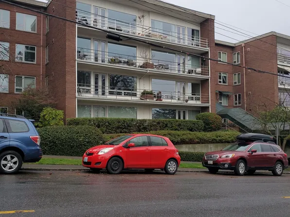 530 W Olympic Pl, Seattle, WA