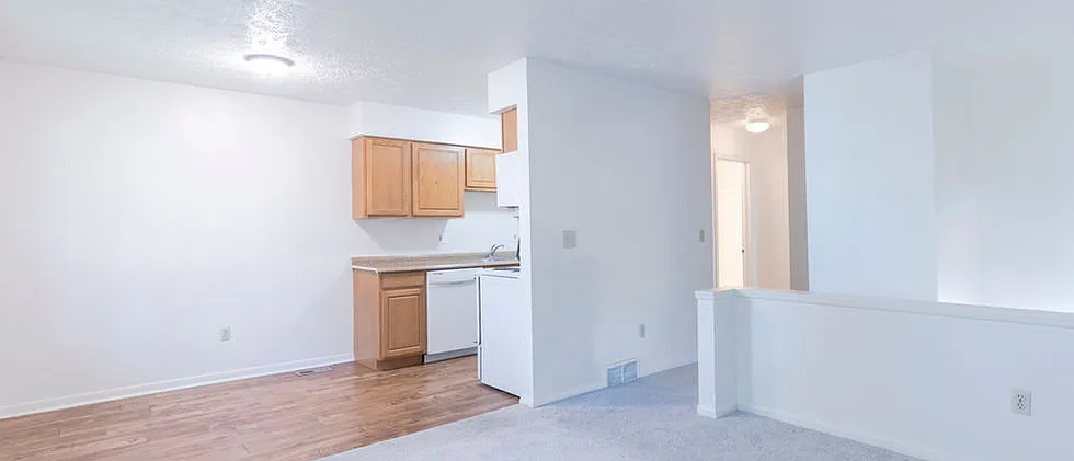 4 bed, 1300 sqft, $2,025 — Photo 3