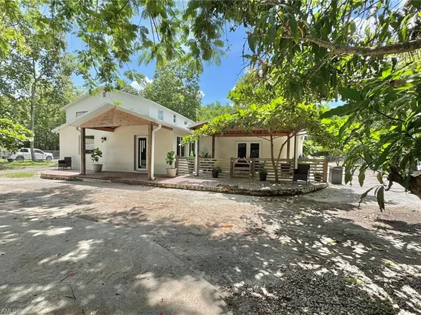 1904 Ivisa AVE, NAPLES, FL 34117