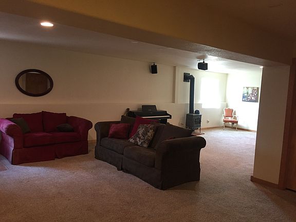 2nd image of 27750 Silver Spur St