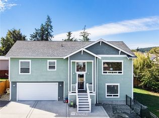1306 38th St, Anacortes, WA 98221