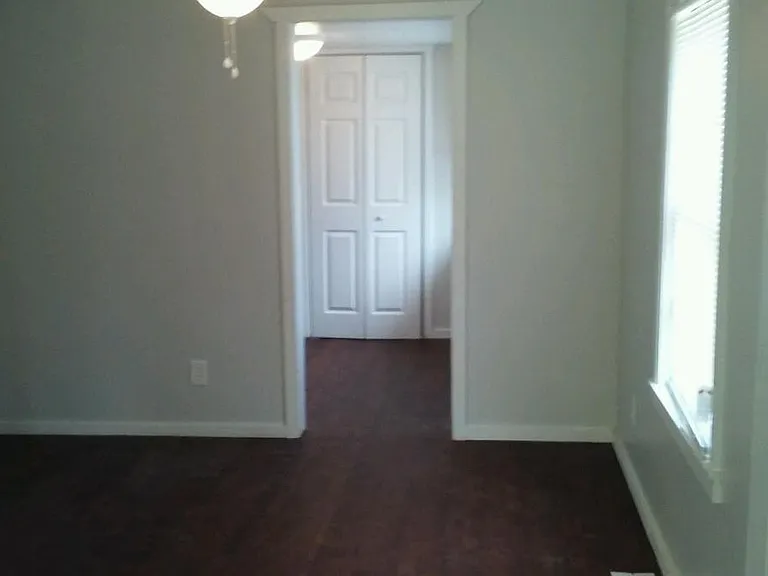 7011 Chalmers Ave — Photo 6