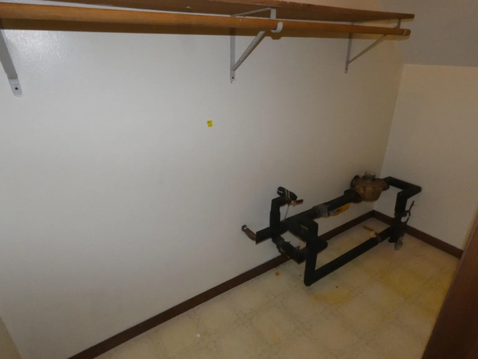 2 bed, 1.0 bath, 650 sqft, $795 — Photo 3